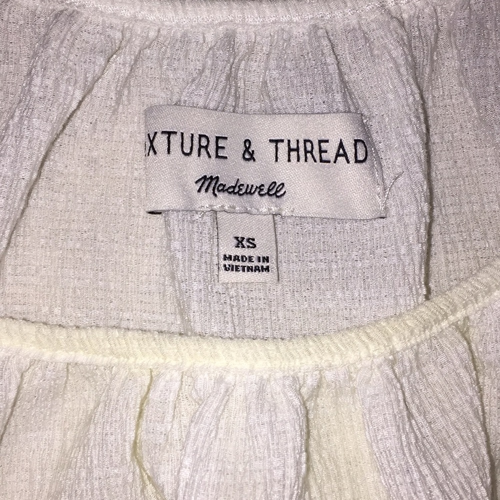 Texture & Thread XS white top - Picture 2 of 2